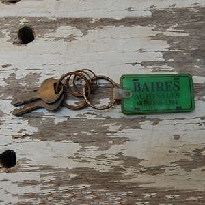Vintage  key chain(BAI)