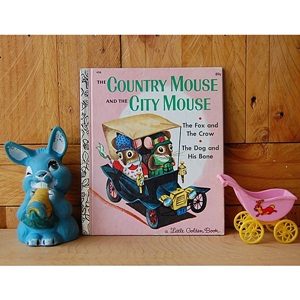 VINTAGE COUNTRY MOUSE &amp; CITY MOUSE BOOK 