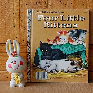 VINTAGE FOUR LITTLE KITTENS BOOK 