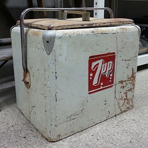 Vintage 7-Up Cooler 1950&#039;s