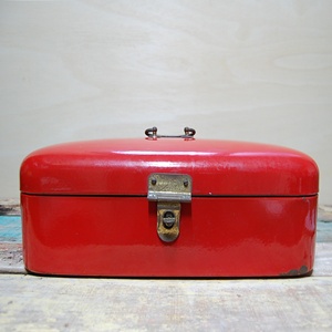 VINTAGE RED ENAMEL BOX