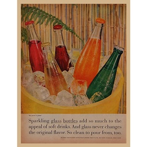 1959&#039; Sparkling glass bottles